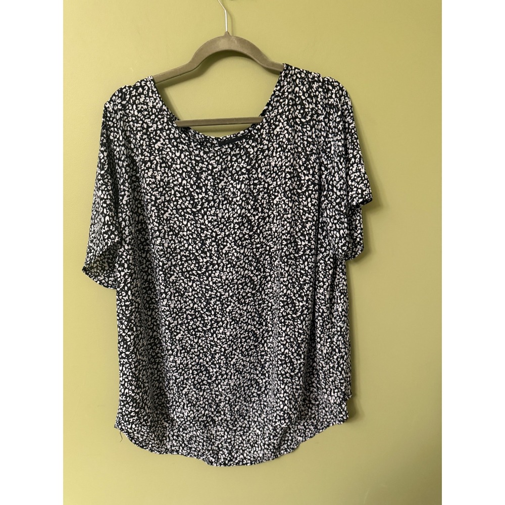 Premise Woman Black White Animal Print Short Sleeve Top Plus Size 1X Tunic